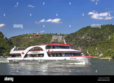 Ausflugsboot Auf Dem Rhein Fotos Und Bildmaterial In Hoher Aufl Sung