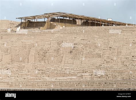 Huaca Pucllana Adobe Pre-Columbian Pyramids Lima Peru Stock Photo - Alamy