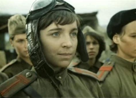 В небе Ночные ведьмы - 1981: актеры, рейтинг и отзывы на канале Дом кино