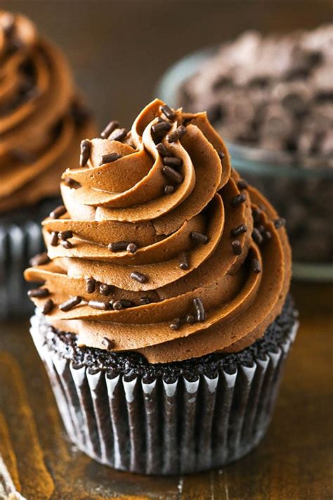 Fudgy Chocolate Buttercream Frosting Easy Buttercream Frosting Recipe