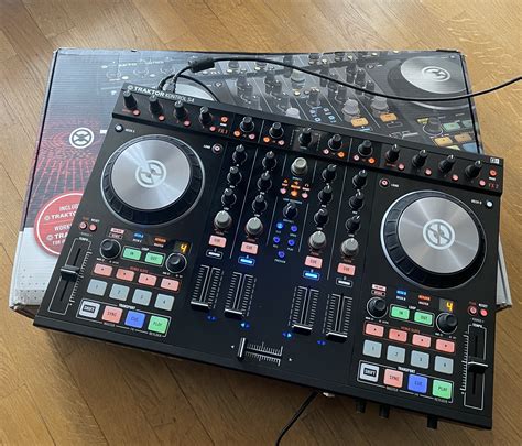 Traktor Kontrol S4 mk2 Native Instruments - Audiofanzine