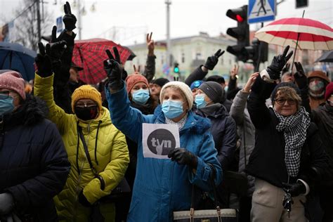 Protesty Przeciwko Lex Tvn W Ca Ej Polsce