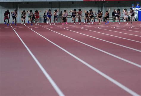 ＜陸上日本選手権第2日＞男子1500メートル決勝、スタートを切る選手たち（撮影・小海途 良幹） ― スポニチ Sponichi Annex スポーツ