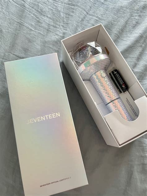 Seventeen Official Carat Bong Lightstick Ver 2 Hobbies Toys