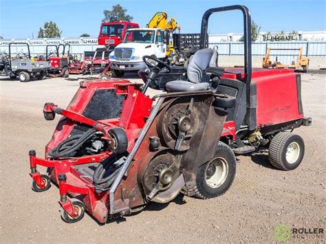 Toro Groundsmaster D Wd Ride On Batwing Mower Roller Auctions