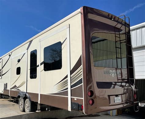 Professional Rv Fiberglass Repair Elite Rv Roof And Collision