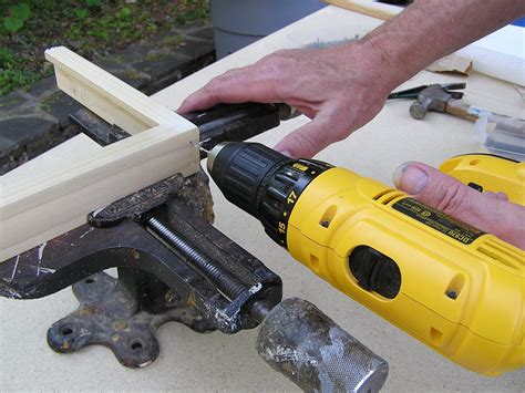 framing techniques  artists framing glazing  fitting