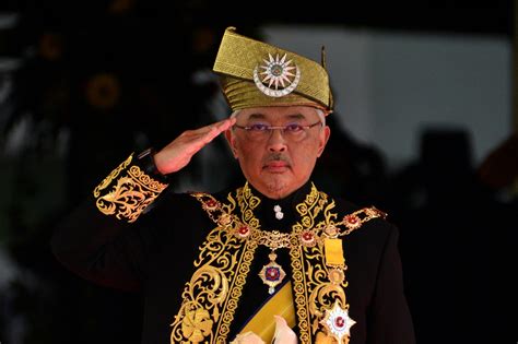 Malaysian King Calls For End Of Politicking Covid 19 Fight World