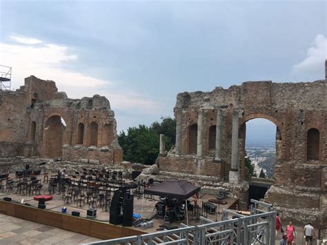 Visiting The Ancient Theatre of Taormina with kids - trulymadlykids.co.uk