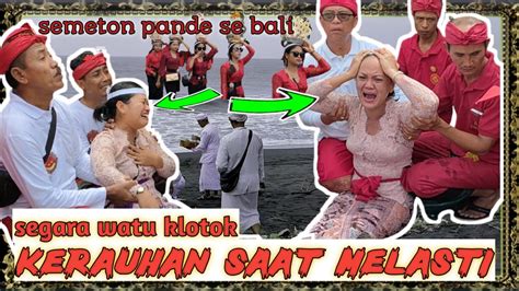 Ribuan Semeton Pande Merahkan Pantai Watu Klotok Puluhan Truk Iringi