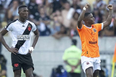 Carioca Nova Igua U Vence Vasco E Vai Final De Forma In Dita