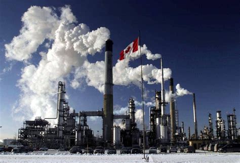 Oil Industry Warns Of Refinery Closings Over Environmental Rules The