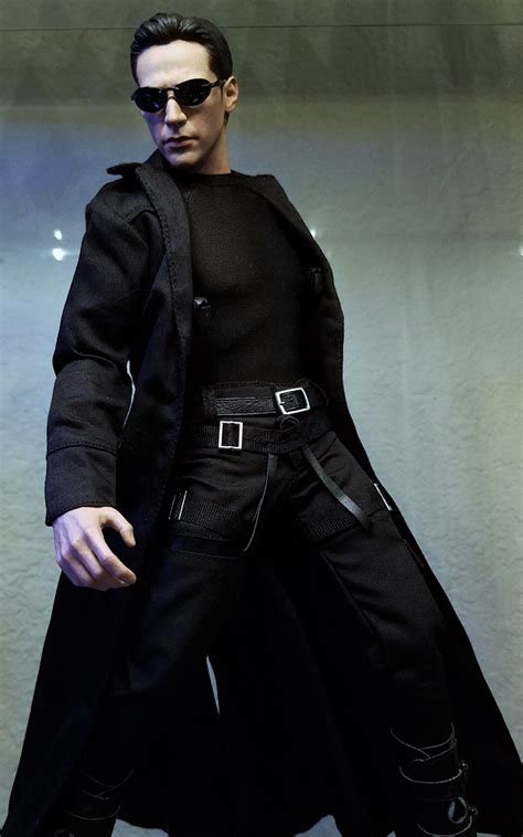 Hot Toys MMS466 The Matrix Neo Collectible Figure Page 101 Collector Freaks