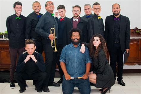 Coral Gay de Curitiba apresenta A Era de Ouro do Rádio