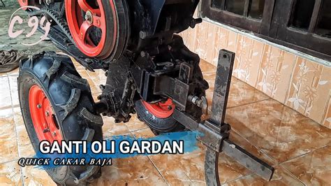 Ganti Oli Gardan Quick Cakar Baja Youtube