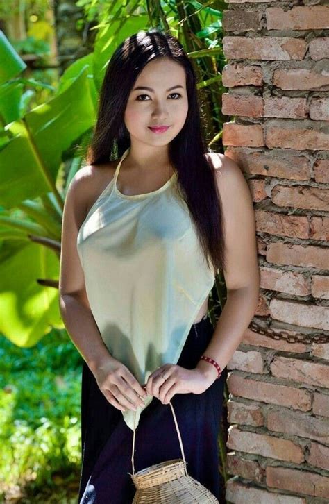 Ghim của Nxv Nxv trên Bikini Đường cong phụ nữ Phụ nữ Người mẫu nữ