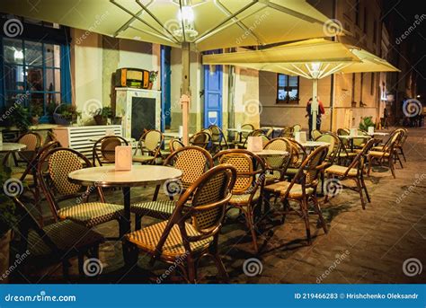 Street Cafe on the Old Streets of the Night City Stock Image - Image of dinner, food: 219466283