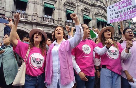 Barbosa Critica Presencia De Los Siniestros De La Derecha En Marcha