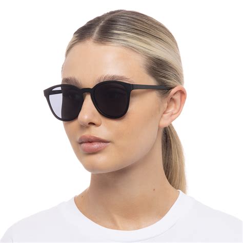 Le Specs Uni Sex Renegade Black Round Sunglasses Eyewear Index