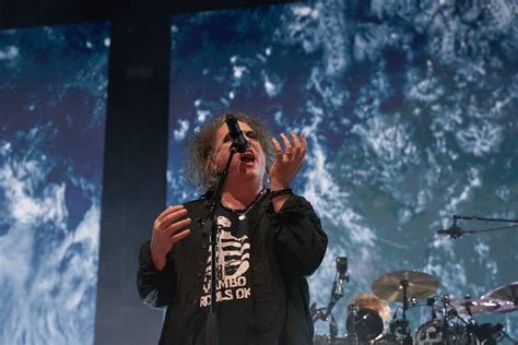 The Cure Robert Smith 29 32 Gut Gelaunt Auf Europa Tour Robert