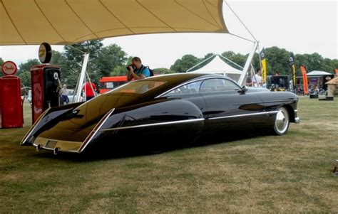 Billy Gibbons of ZZ TOP has a Cadillac called Cadzzilla : carporn