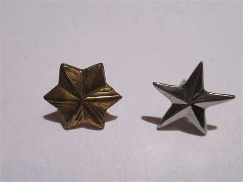 Lot Of Lapel Pins Military Star Pin Gold Point Star Pin Silver