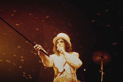 20 Notable Songs About School Life