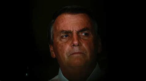 Defesa De Bolsonaro Pede Ao Stf Devolução Do Passaporte Rádio Santana Fm Notícias De Itaúna