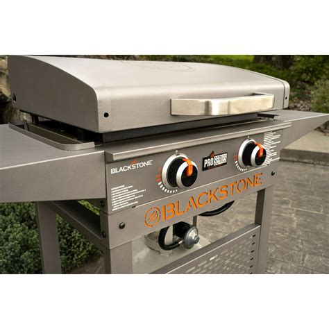 Blackstone Proseries 2 Burner 28 Griddle Cooking Station 41 Off