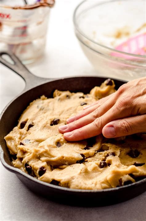 Nutella Cookie Cake