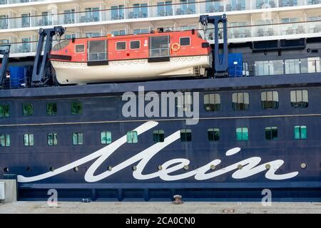 Kiel 3 August 2020 Mein Schiff 1 Von TUI Cruises Startet Heute Zur