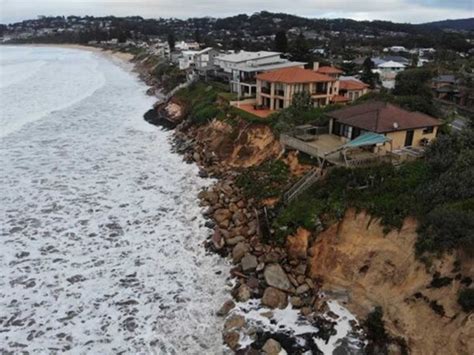 Climate tool indicates coastal erosion risks of NSW suburbs ...