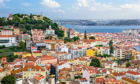 Comprehensive private Lisbon tour | For Landmarks and Culture