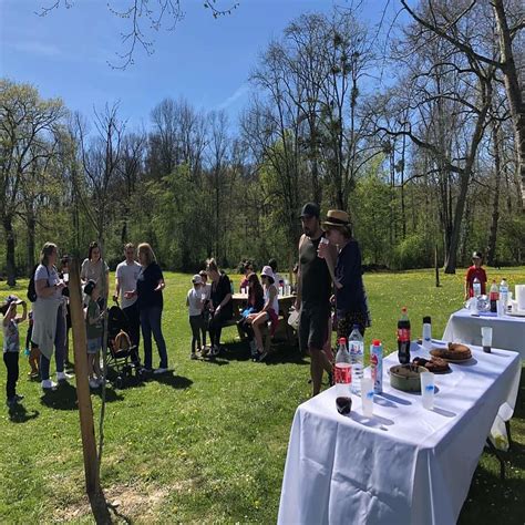 Succès pour la première chasse aux galets de Pâques Commune d Igon