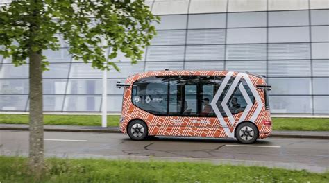 Renault Public Transport 2 0 Level 4 Self Driving Minibus For Public