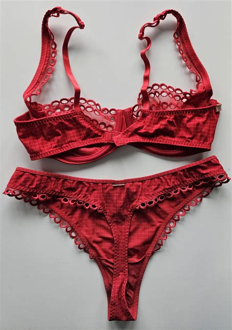 Rode Lingerie Set Slipjesmarkt