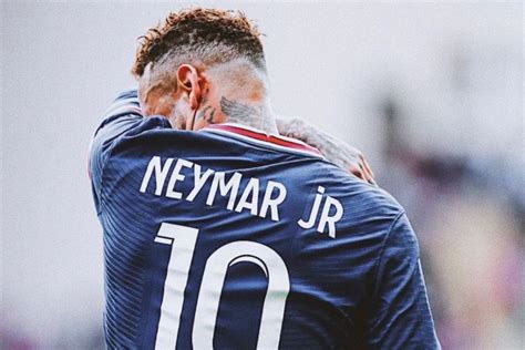 Neymar Es Acusado De No Entrenar En Francia Telediario Costa Rica