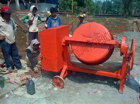 Gading Jaya Teknik Harga Biaya Sewa Rental Mesin Molen Beton Pengaduk