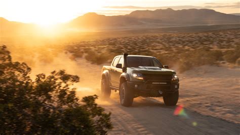 Driving The Hugely Ridiculously Equipped 2020 Chevrolet Aev Colorado Zr2 Bison