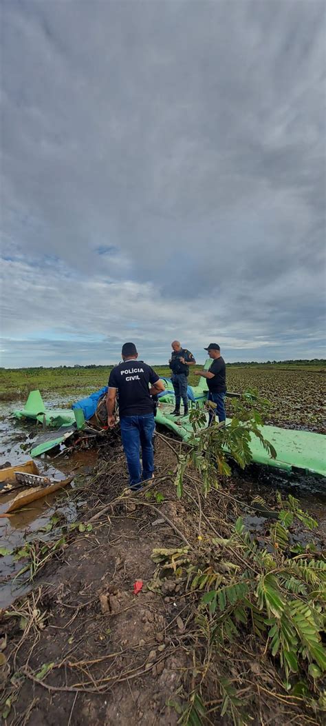 NOTÍCIAS E HISTÓRIAS SOBRE AVIAÇÃO Piloto morre após queda de avião