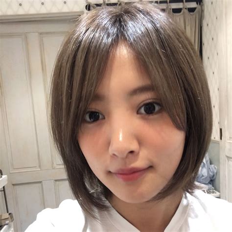 夏菜 Natsuna 나츠나さんはinstagramを利用しています 「roiでカラーカットしてきました💇 きれいなカラー🌈 アッシュにしたよ