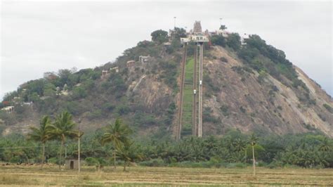 Palani Murugan Temple - Shrine Of The Navapashanam Lingam - Jothishi