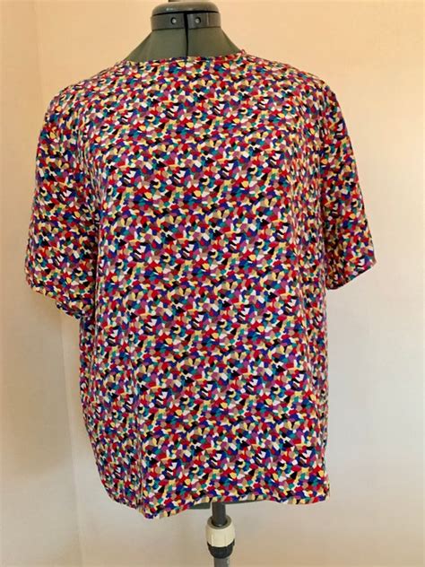 Confetti Shirt Gem