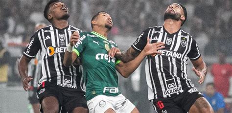 Palmeiras E Atlético Mg Empatam Com Golaços E Pintura Anulada Pelo Var