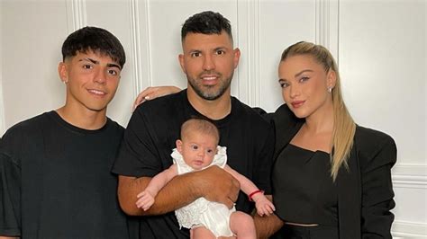 El tierno look de Olivia la hija del Kun Agüero y Sofía Calzetti Caras