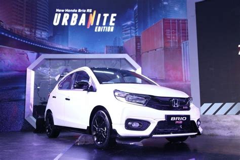 Should Honda Ph Bring In The Brio Rs Urbanite Edition