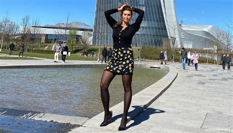 Milf Aus Russland In Schwarzen Strumpfhosen Deine Nylon Bilder Galerie