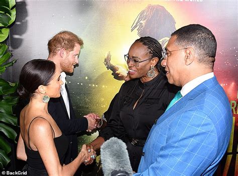 Omid Scobies Pointed Remark As Harry And Meghan Pose With Andrew