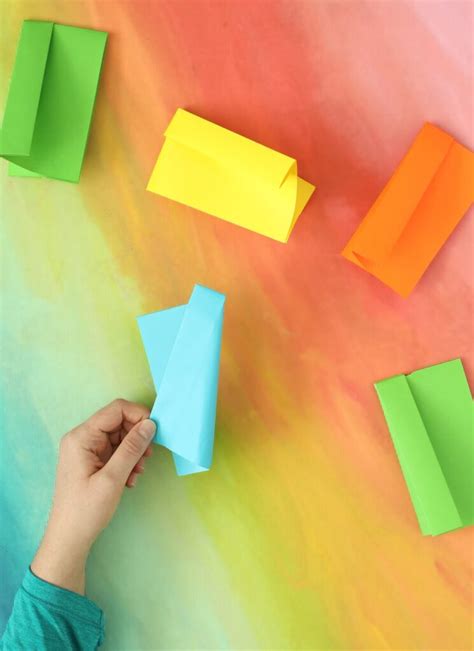 How To Make Paper Poppers