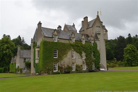 Ballindalloch Castle - Banffshire, Scotland - 1st Tower of Z-plan built 1546 - Plundered/Burned ...